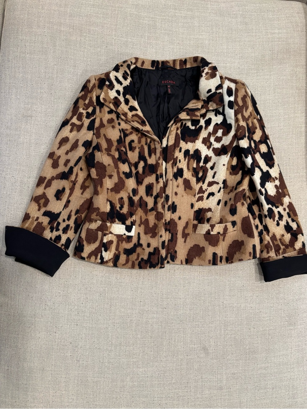 Vintage Escada Leopard-Print Wool-Blend Blazer in Brown and Black Size 42